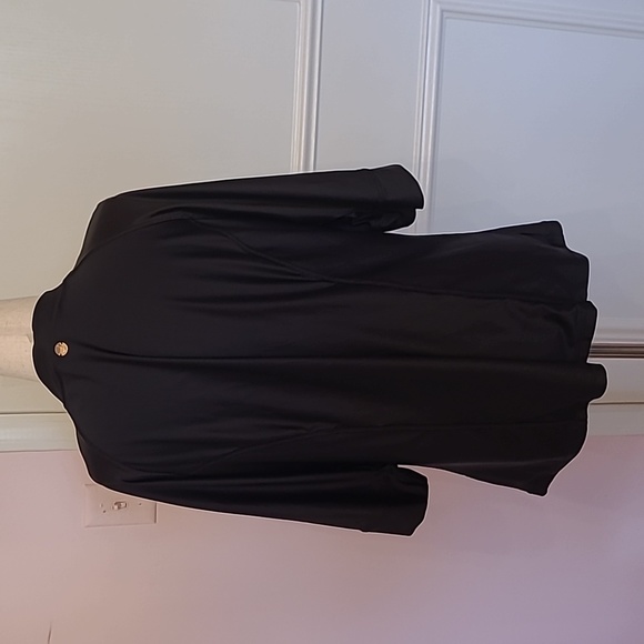 ARTESANDS black Seurat Short-Sleeve Full-Zip Rashguard Top - Picture 4 of 12